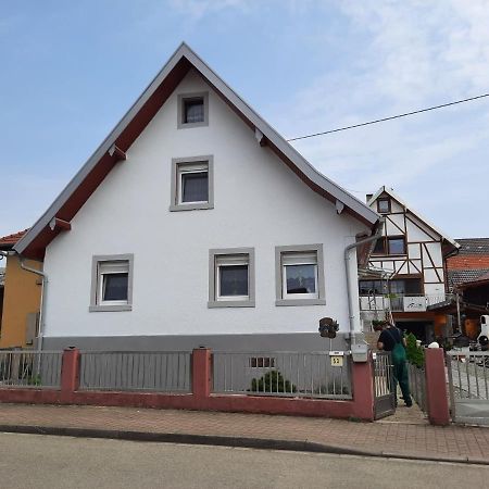 Апартаменты Marielies-Urlaubsstube Meissenheim Экстерьер фото